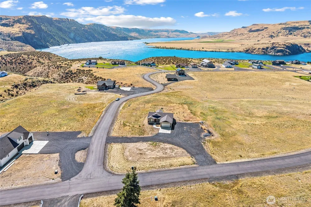 44290 Sanpoil Wilbur, WA 99185