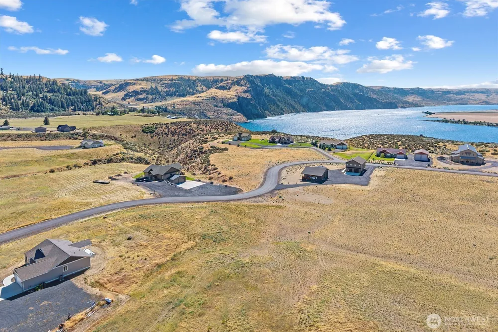 44290 Sanpoil Wilbur, WA 99185