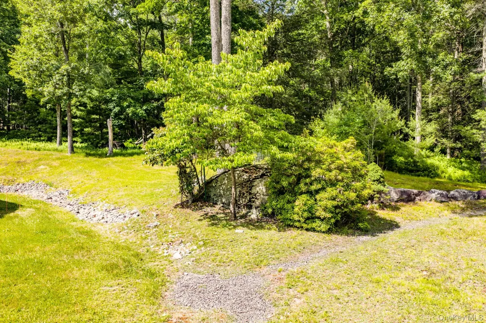 17 Collins Road Eldred, NY 12732