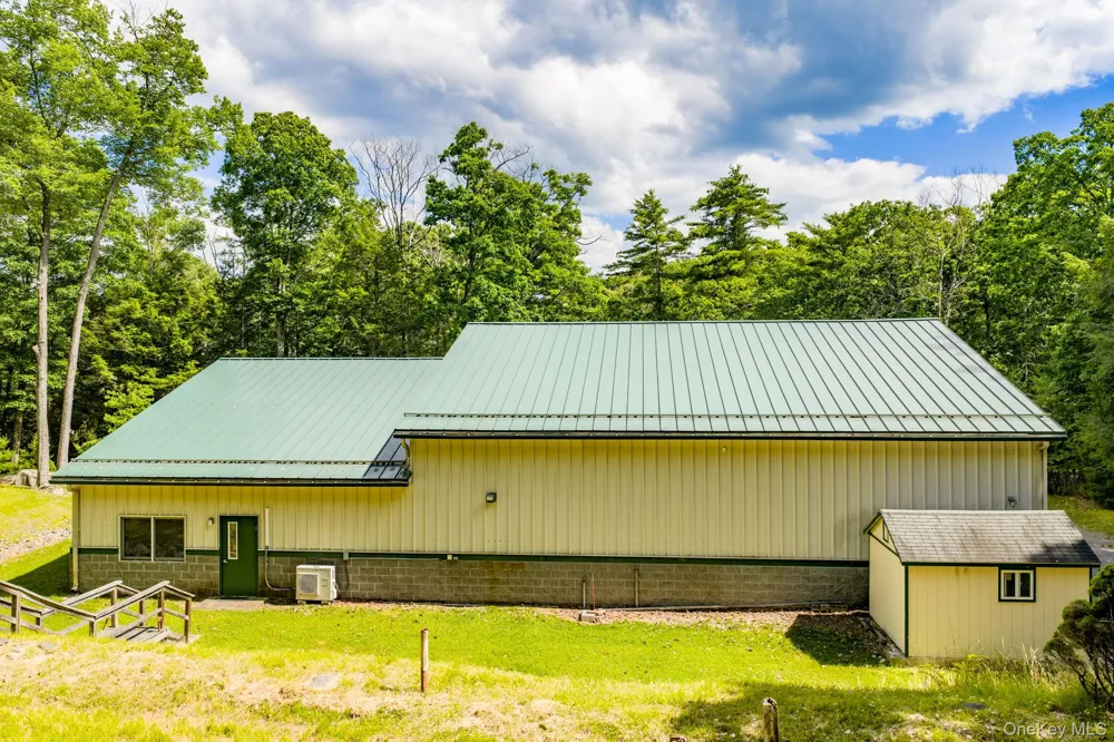 17 Collins Road Eldred, NY 12732