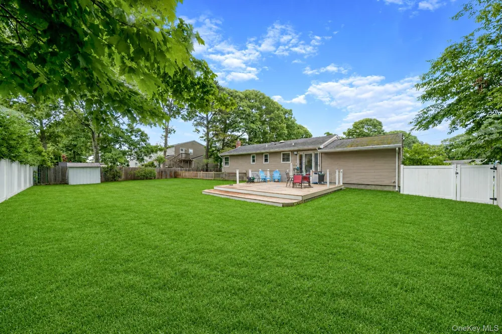 2 Amarr Drive Shirley, NY 11967