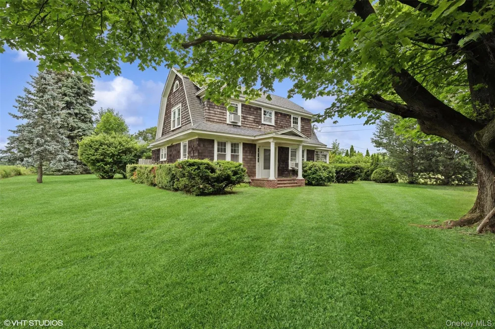 4900 Depot Lane Cutchogue, NY 11935