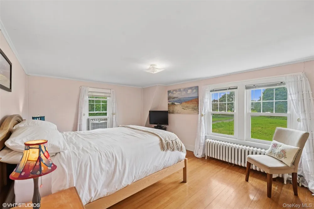 4900 Depot Lane Cutchogue, NY 11935