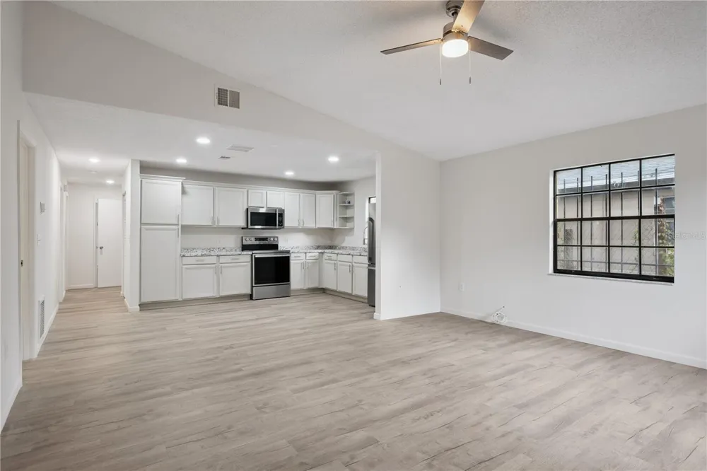 716 GROVE AVENUE Orlando, FL 32805