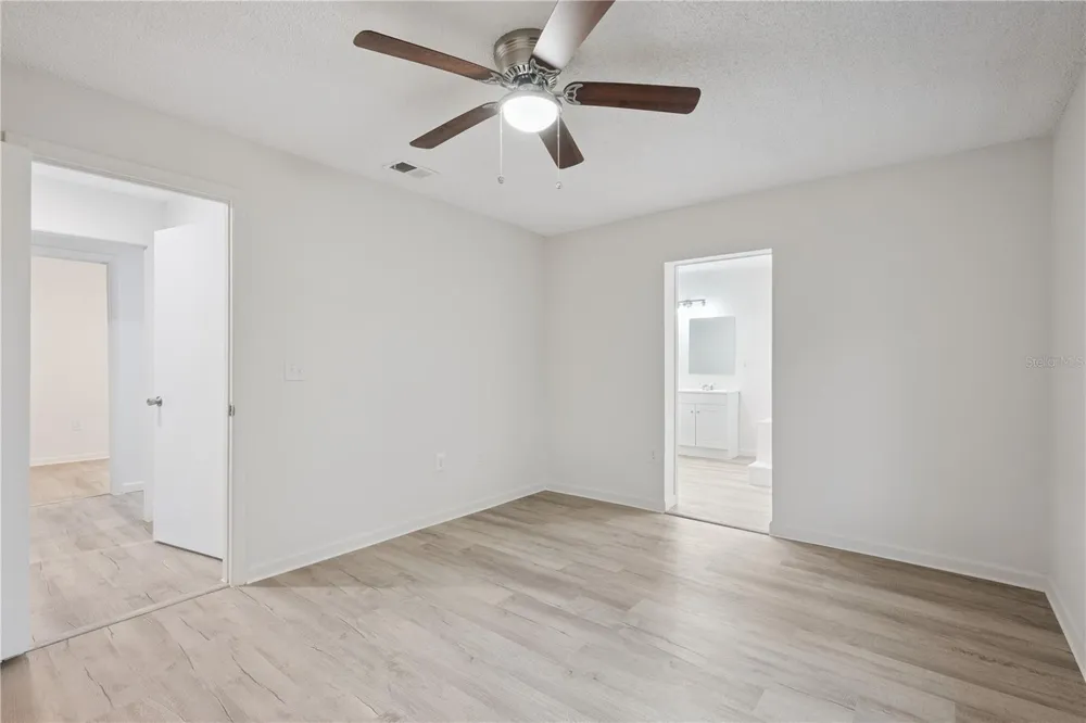 716 GROVE AVENUE Orlando, FL 32805