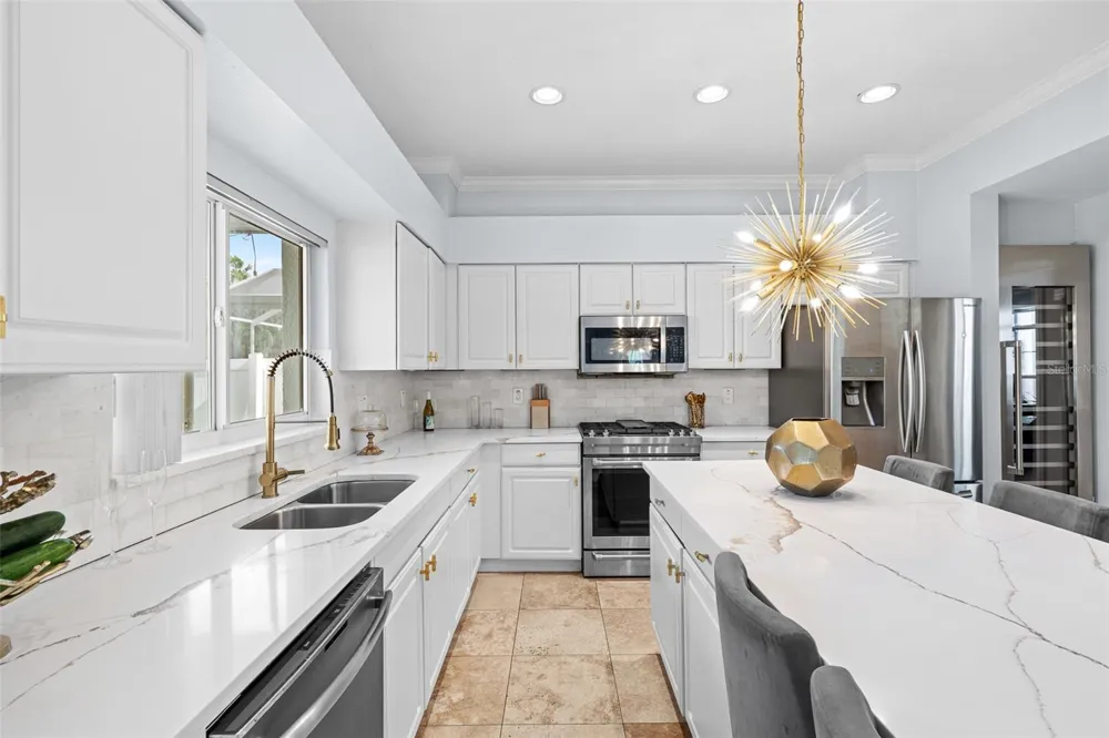 15615 SHOAL CREEK PLACE Odessa, FL 33556