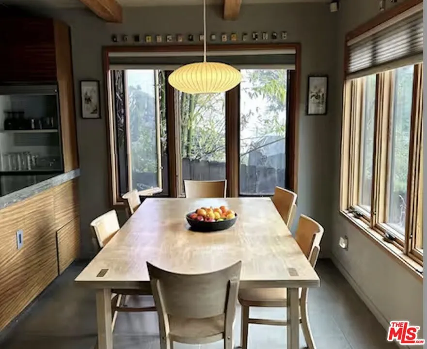 1421 Fernwood Pacific Drive Topanga, CA 90290