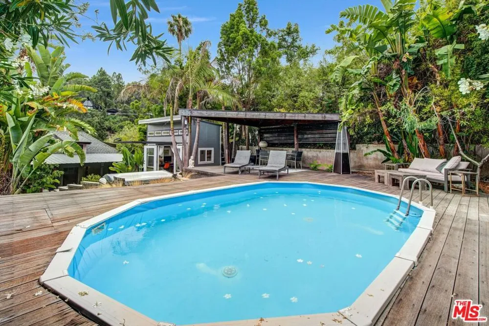 1421 Fernwood Pacific Drive Topanga, CA 90290