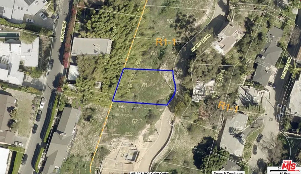 3947 Hopevale Drive Sherman Oaks, CA 91403