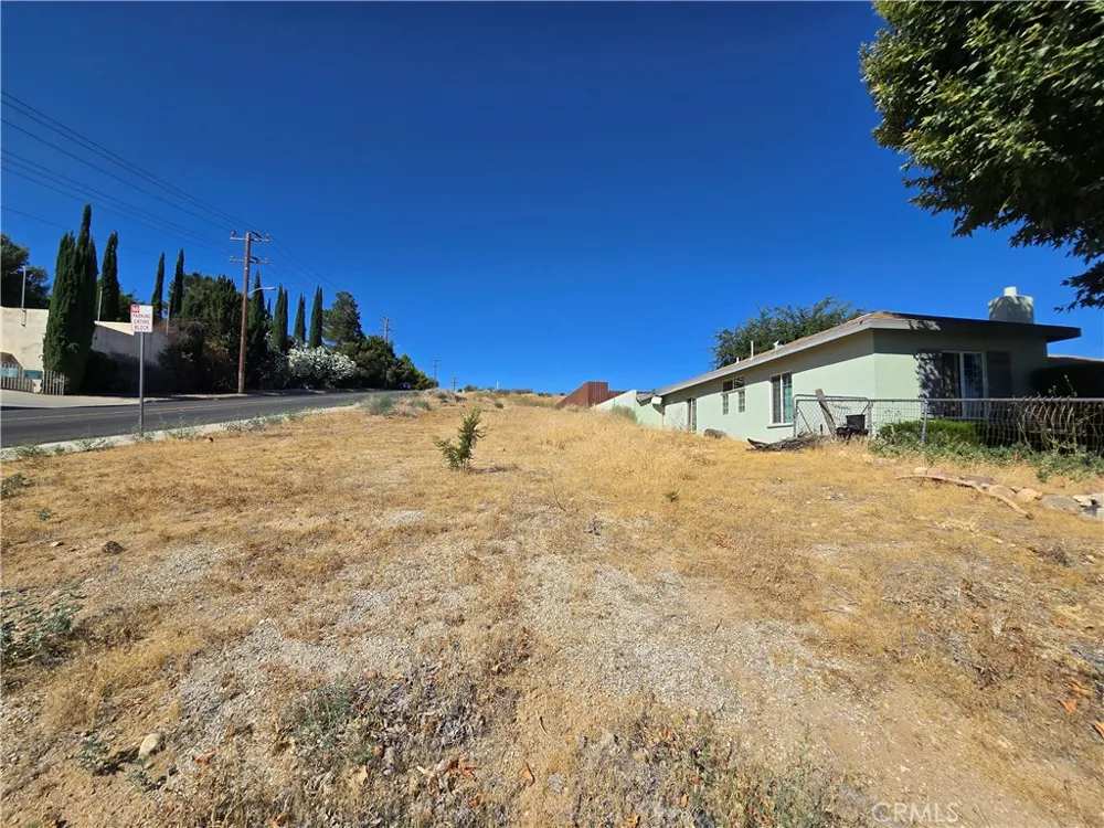 11th St 0478-201-21 Victorville, CA 92395