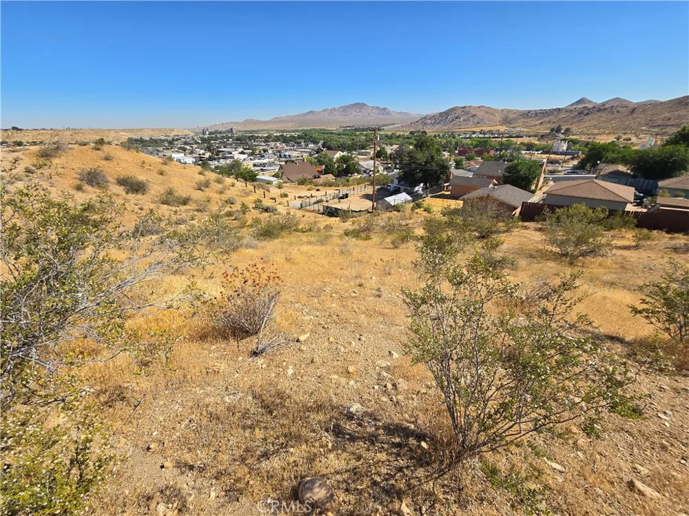 11th St 0478-201-21 Victorville, CA 92395