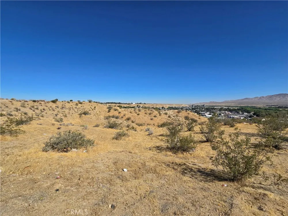 11th St 0478-201-21 Victorville, CA 92395