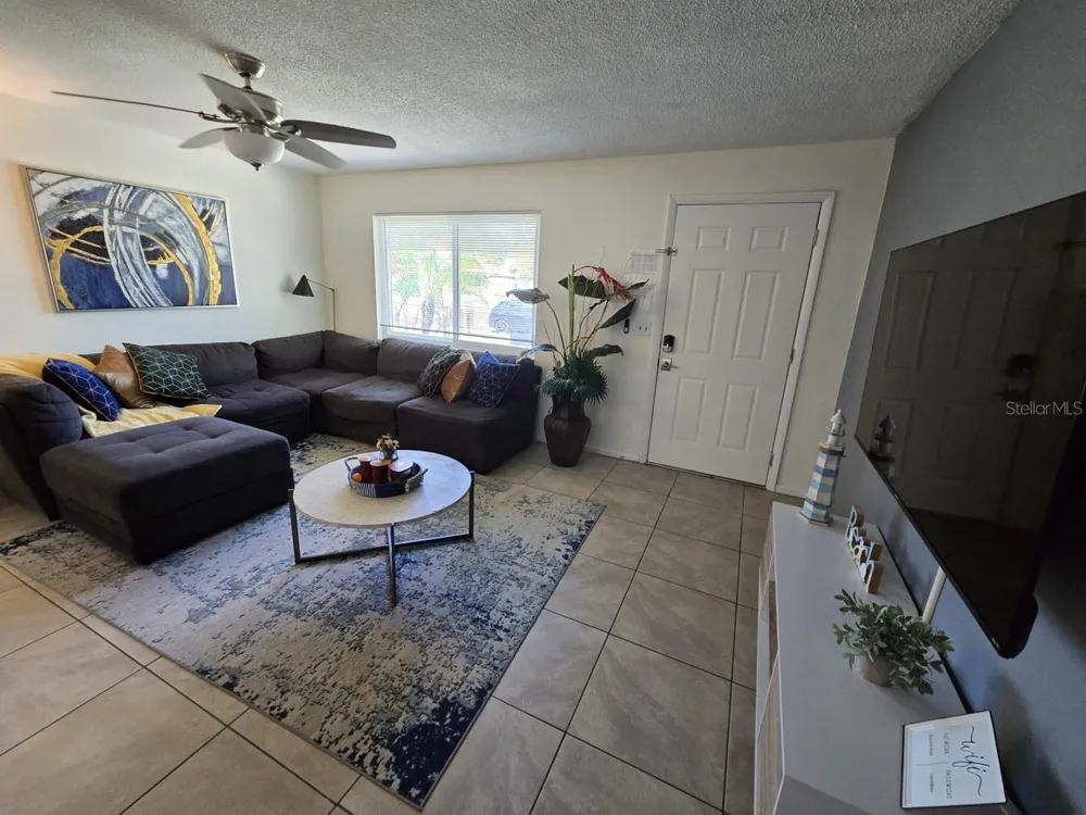 1430 PARKVIEW LANE Largo, FL 33770