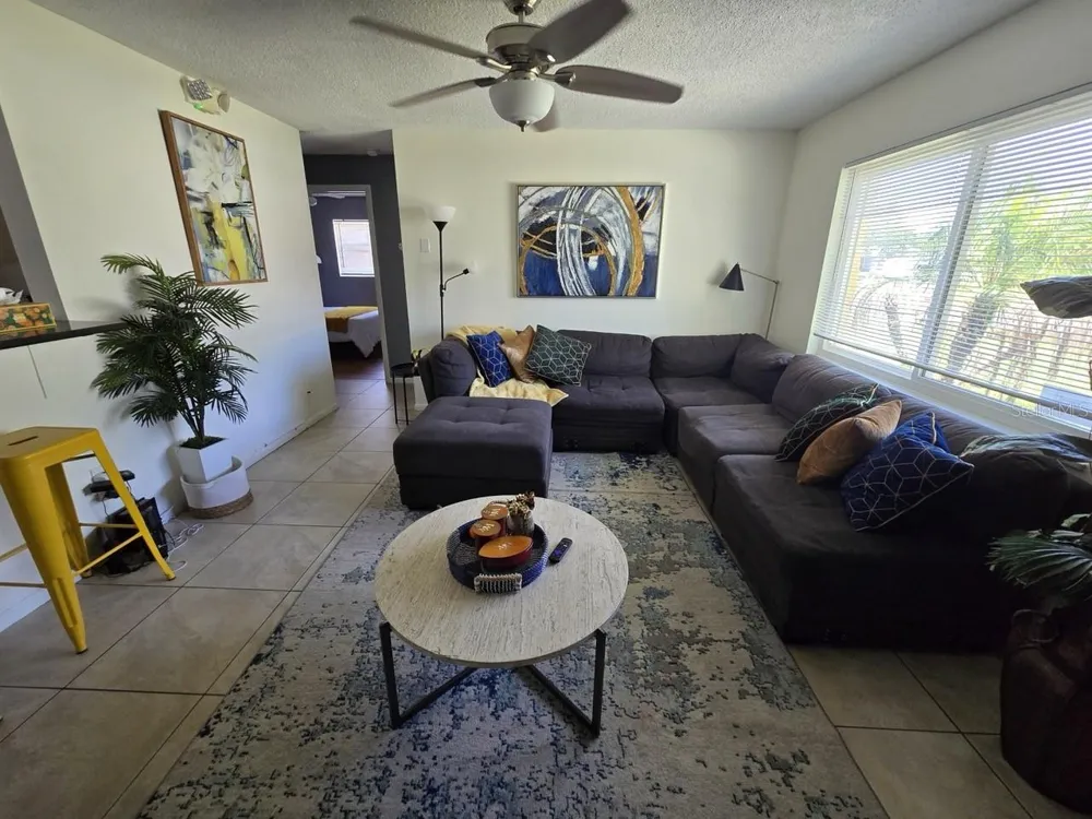 1430 PARKVIEW LANE Largo, FL 33770