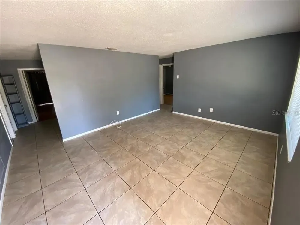 1430 PARKVIEW LANE Largo, FL 33770