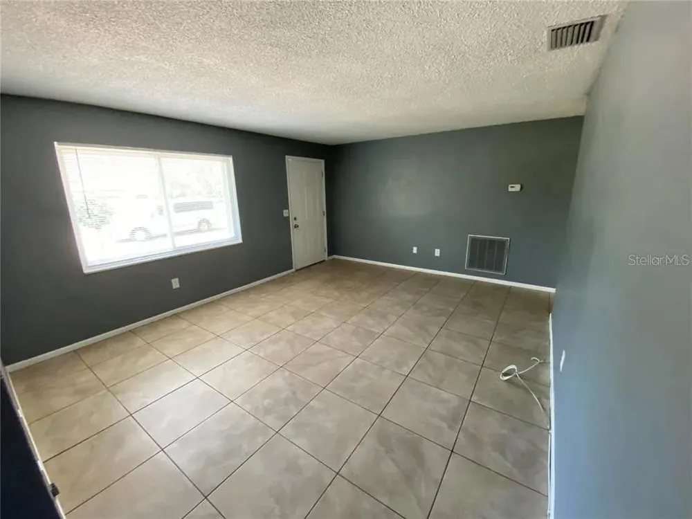 1430 PARKVIEW LANE Largo, FL 33770
