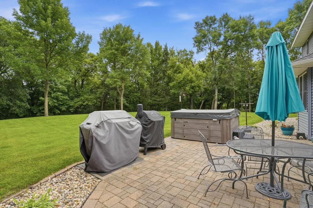 10920 Shore Drive Spicer, MN 56288