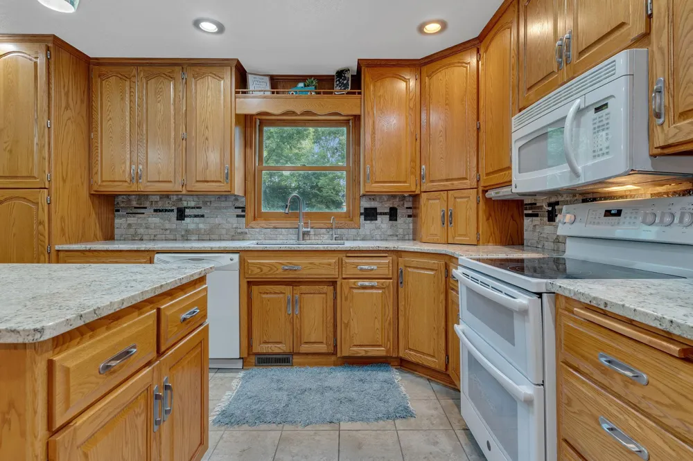 10920 Shore Drive Spicer, MN 56288