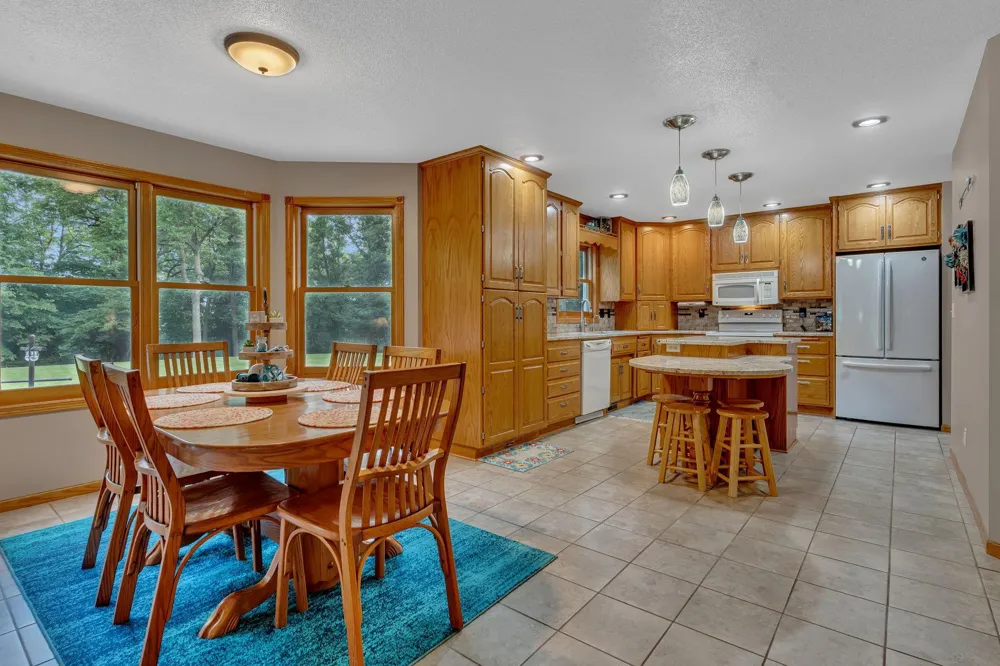 10920 Shore Drive Spicer, MN 56288