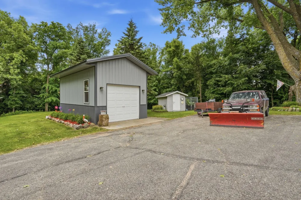 10920 Shore Drive Spicer, MN 56288