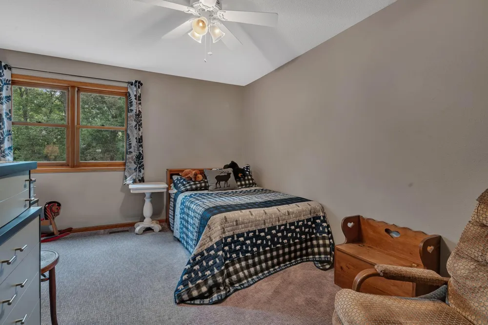 10920 Shore Drive Spicer, MN 56288