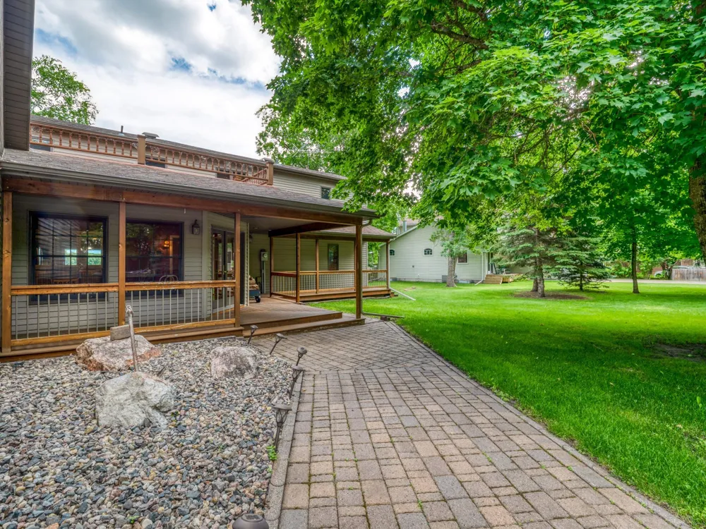 17428 Park Avenue SE Erskine, MN 56535
