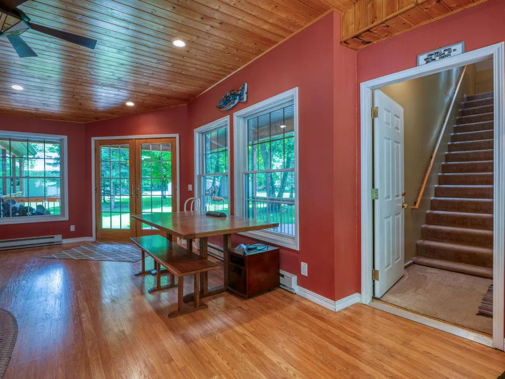 17428 Park Avenue SE Erskine, MN 56535