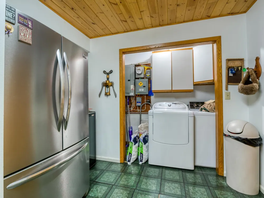 17428 Park Avenue SE Erskine, MN 56535