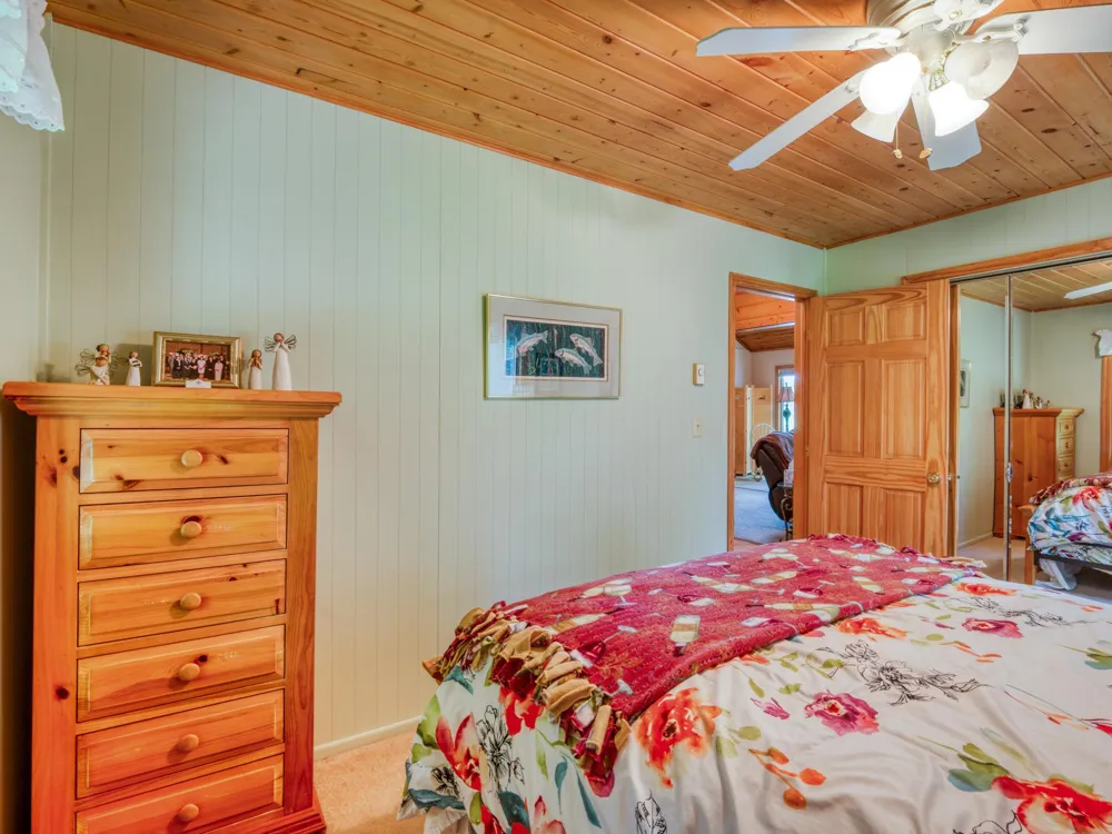 17428 Park Avenue SE Erskine, MN 56535