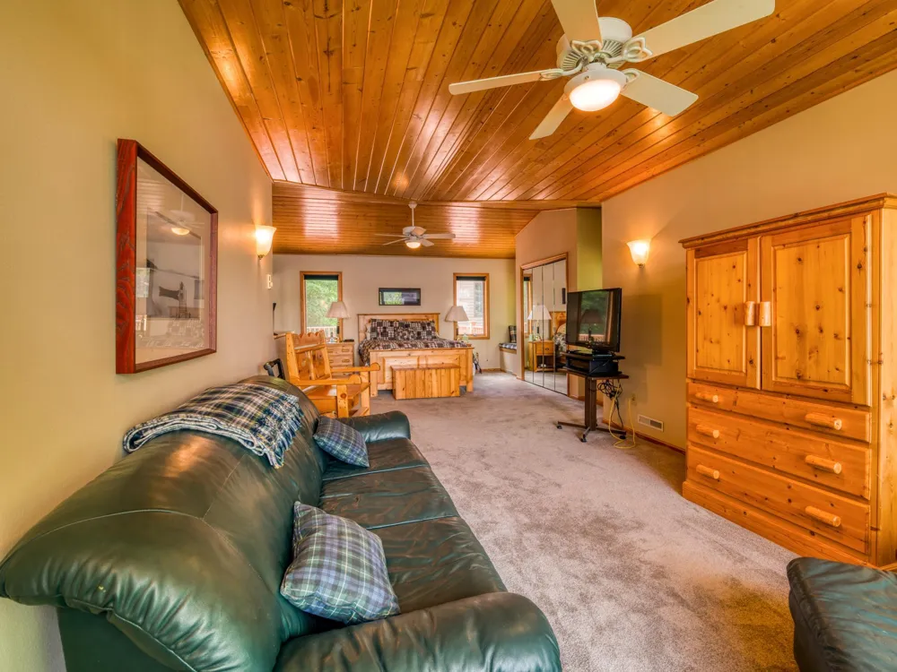 17428 Park Avenue SE Erskine, MN 56535