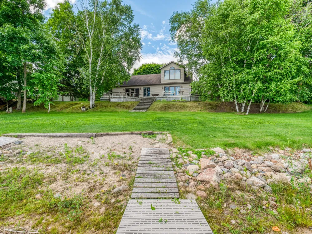 17428 Park Avenue SE Erskine, MN 56535