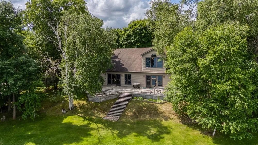 17428 Park Avenue SE Erskine, MN 56535