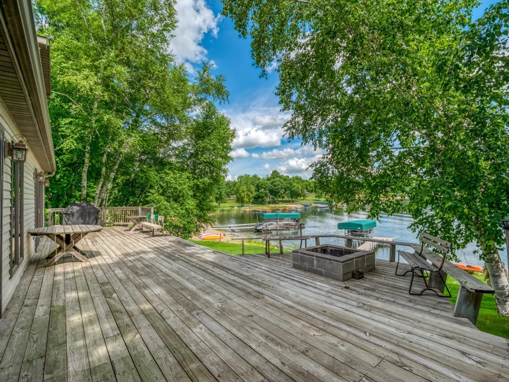17428 Park Avenue SE Erskine, MN 56535