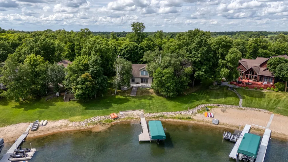 17428 Park Avenue SE Erskine, MN 56535