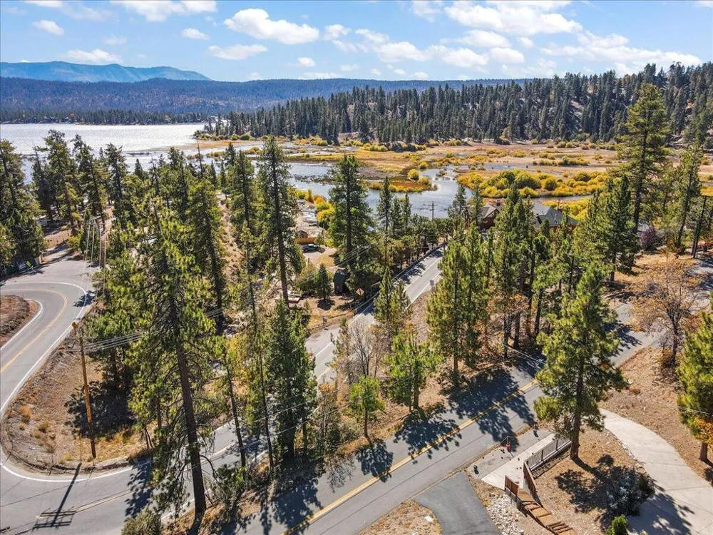 39337 Garden Place Fawnskin, CA 92333