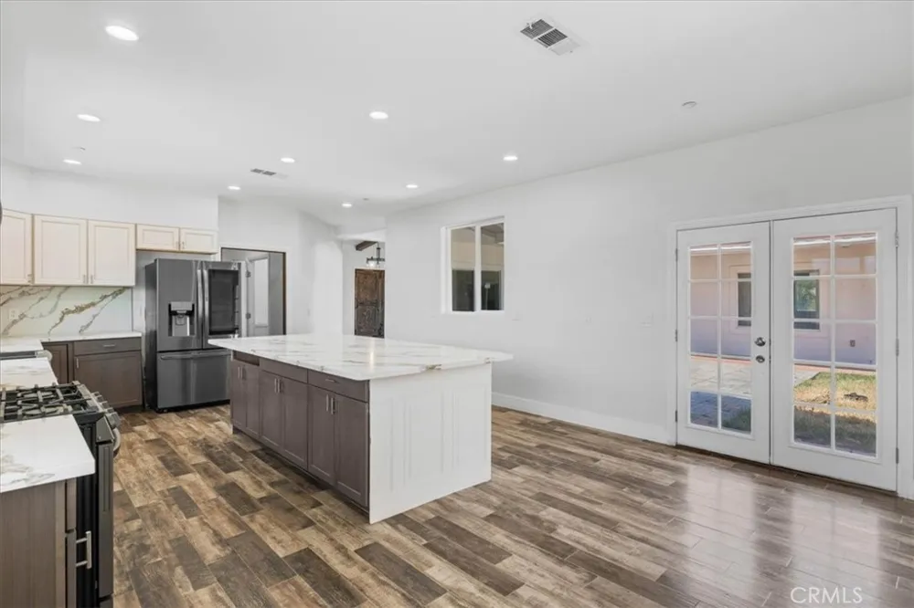 7108 Luane Trail Colton, CA 92324