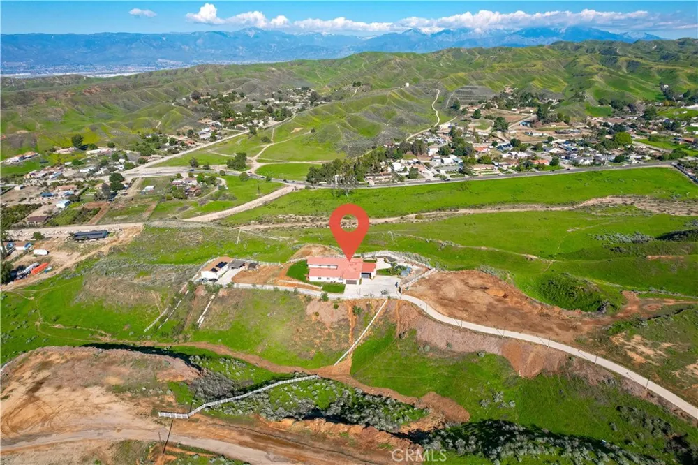 7108 Luane Trail Colton, CA 92324