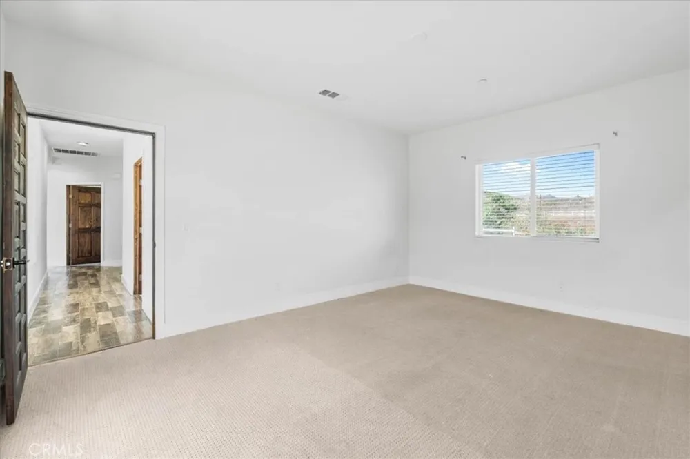 7108 Luane Trail Colton, CA 92324
