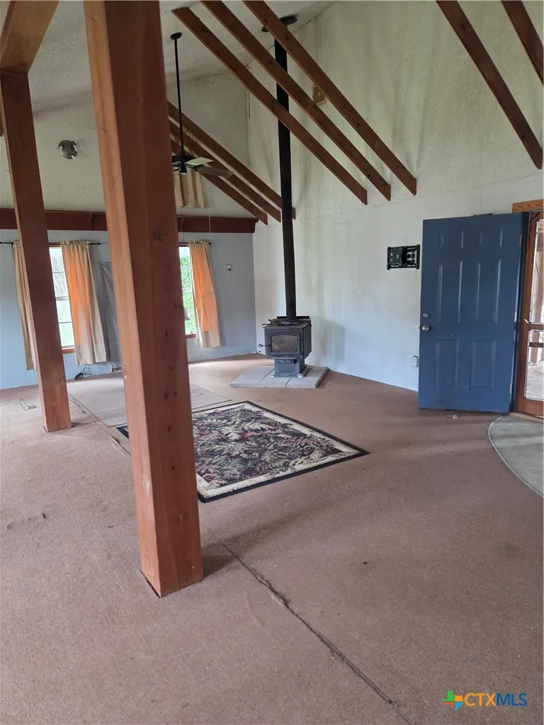 2631 C R 302 Rockdale, TX 76567
