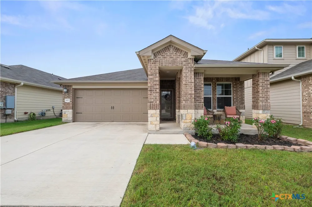 407 Water Way Avenue Hutto, TX 78634
