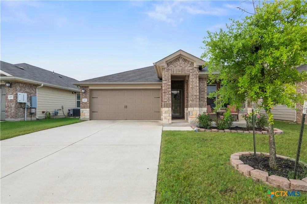 407 Water Way Avenue Hutto, TX 78634