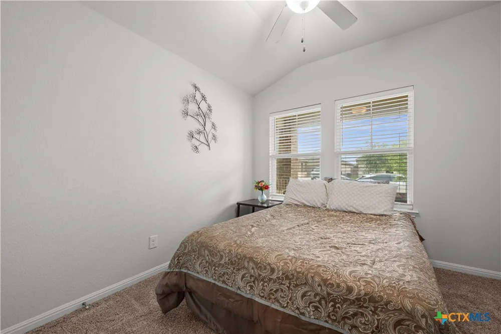 407 Water Way Avenue Hutto, TX 78634