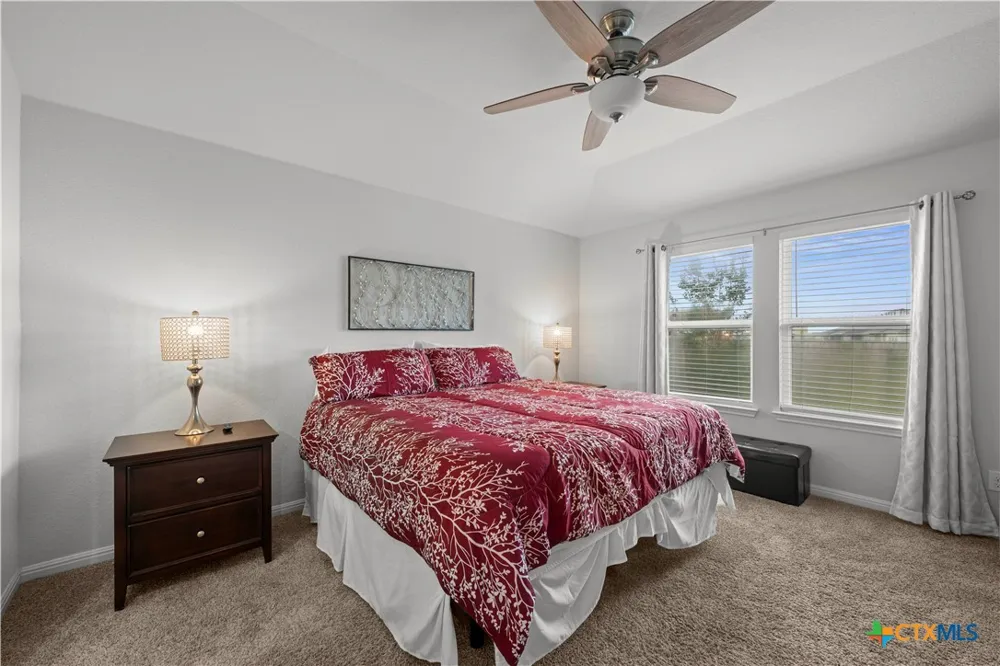 407 Water Way Avenue Hutto, TX 78634