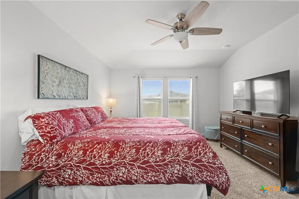 407 Water Way Avenue Hutto, TX 78634