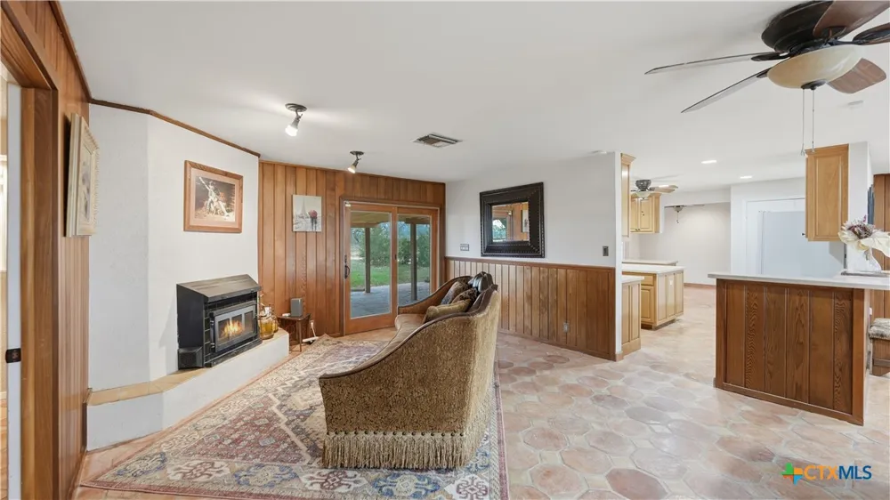 1211 Leissner School Road Seguin, TX 78155