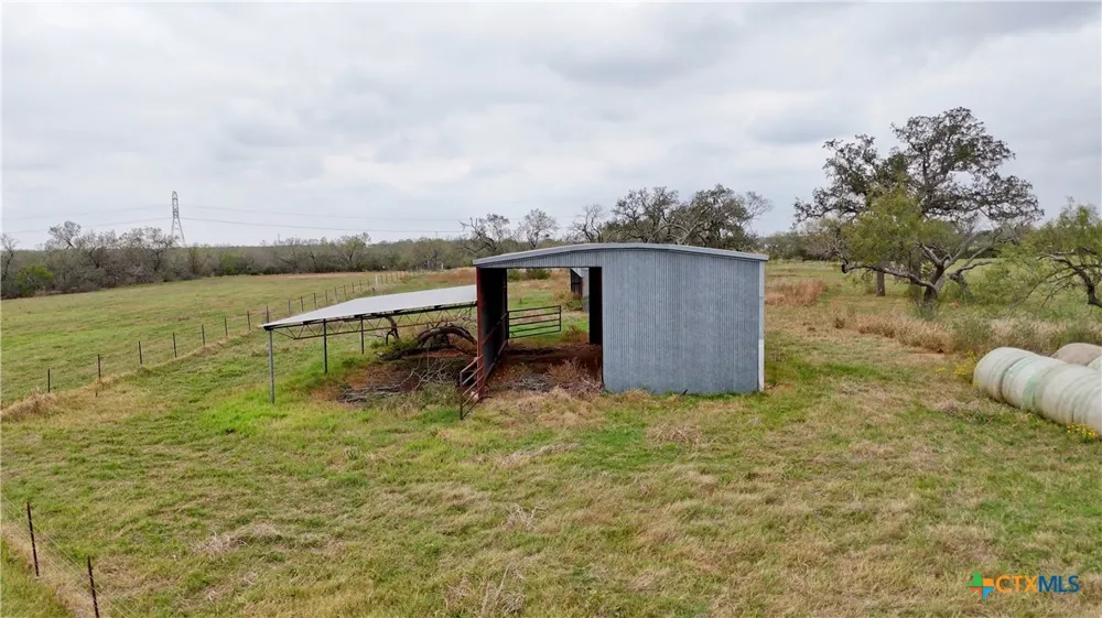 1211 Leissner School Road Seguin, TX 78155