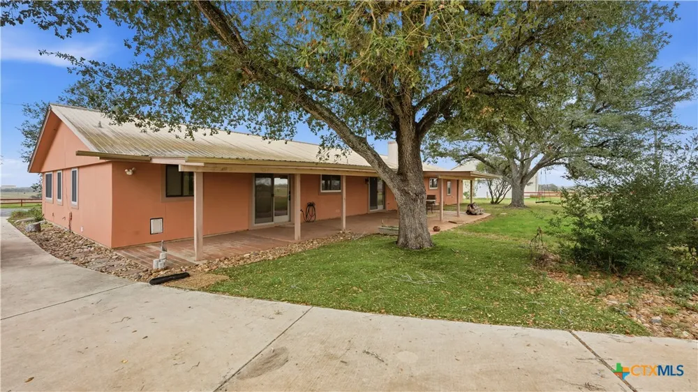 1211 Leissner School Road Seguin, TX 78155