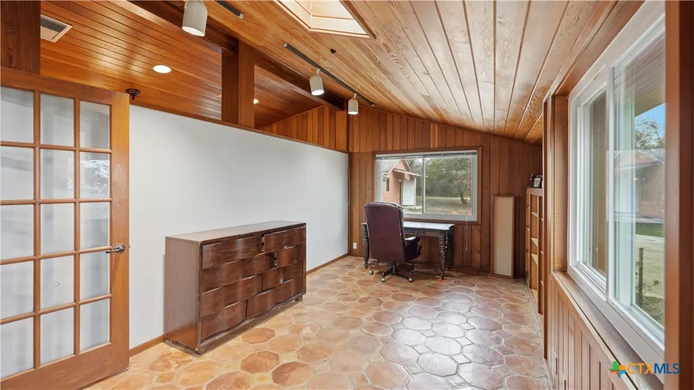1211 Leissner School Road Seguin, TX 78155