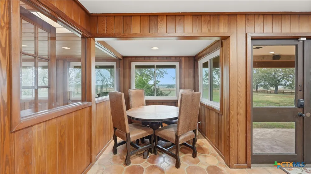 1211 Leissner School Road Seguin, TX 78155