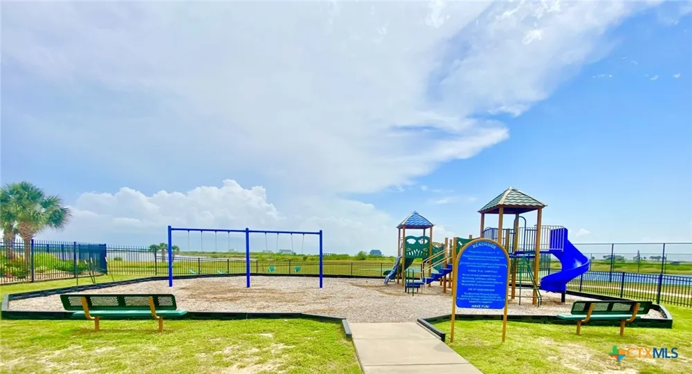 2936 Hammock Court Palacios, TX 77465